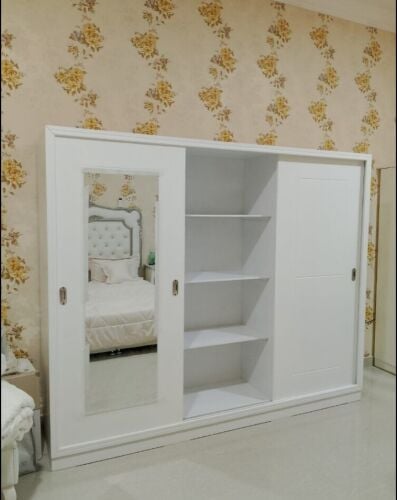 Complete bedroom set, bed, mattress
