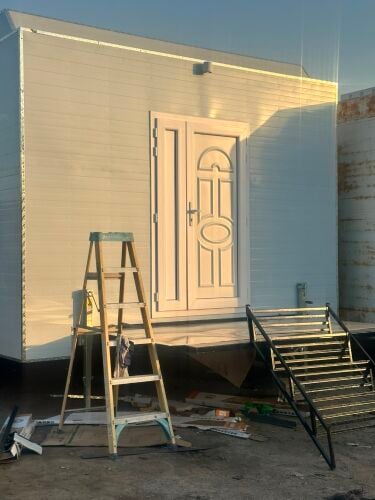 cabin caravan store room toilet