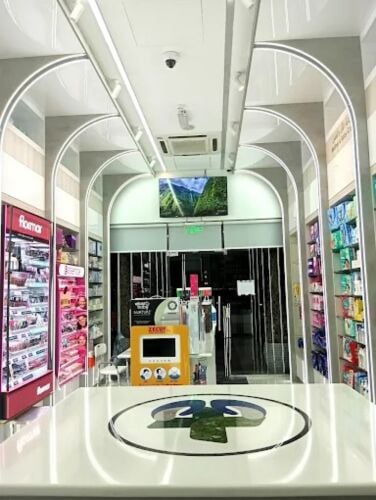 PHARMACY CR 51% Selling
