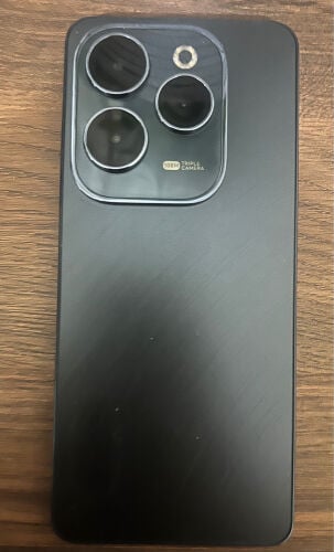Infinix Hot 40 Pro 