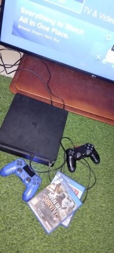 playstation 4 slim