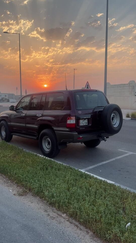 Toyota Land Cruiser 