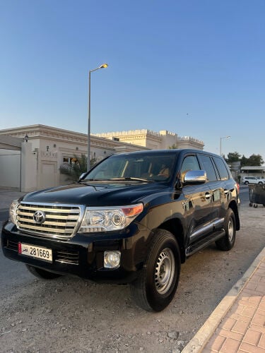 Land Cruiser VXR 2013