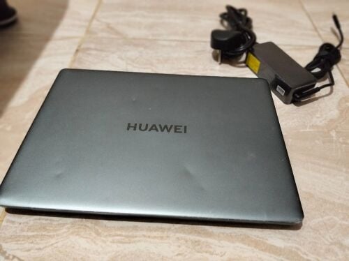 Huawei MateBook D 15 i7 16GB 512GB