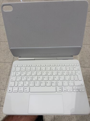 Apple magic keyboard 11 inch air