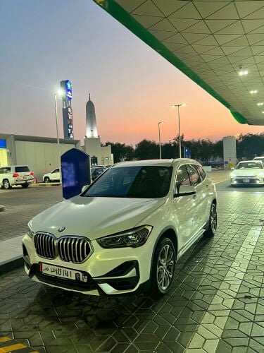 بي إم دبليو  2022 