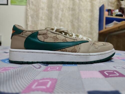 Nike shoes