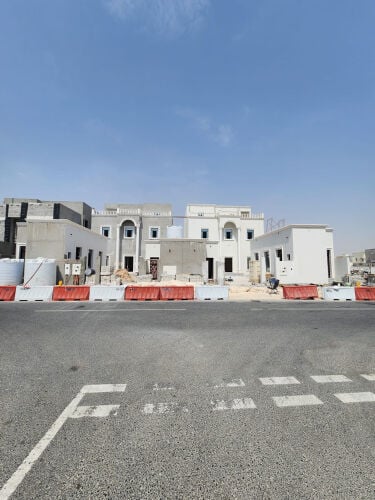 للبيع فيلتين جداد ف ام صلال علي 
