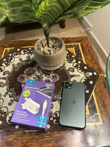 ايفون 11 برو جيجا 256 نضيف