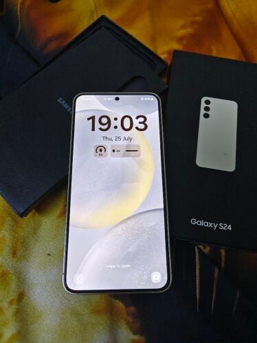 Galaxy S24 Golden Color 256