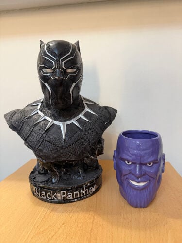 black banther bust statue- thanos 