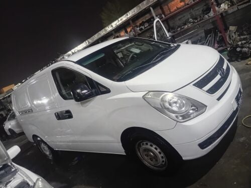 Hyundai hi