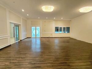 4BR FEMALE ACCOMMODATION+BILLS
