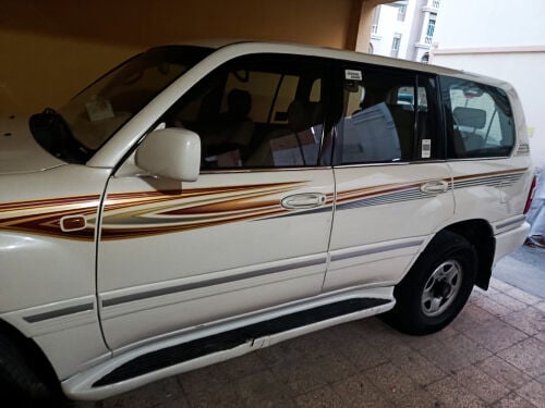 Toyota Land Cruiser 