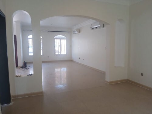 Villa For Rent in Mamura