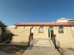 LARGE TRADITIONAL HOUSE-WUKAIR