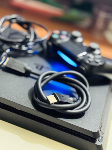 PS4 SLIM 