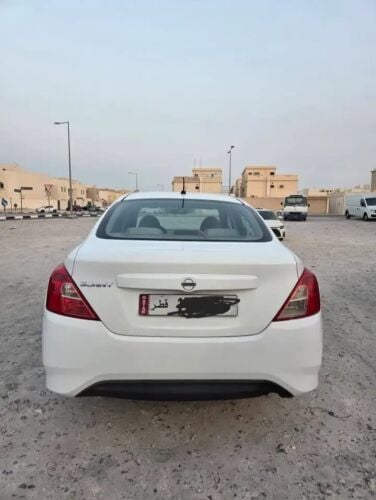 Nissan Sunny 2016 for Sale in Qatar