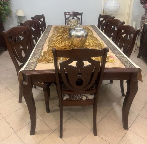 طاوله سفره طعام 
