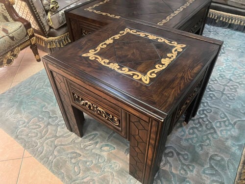 طاولات 
