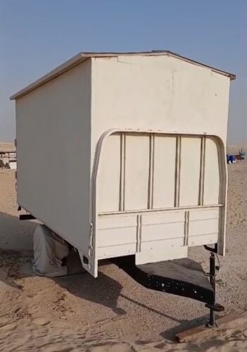 استور قلص متحرك لجميع العزب