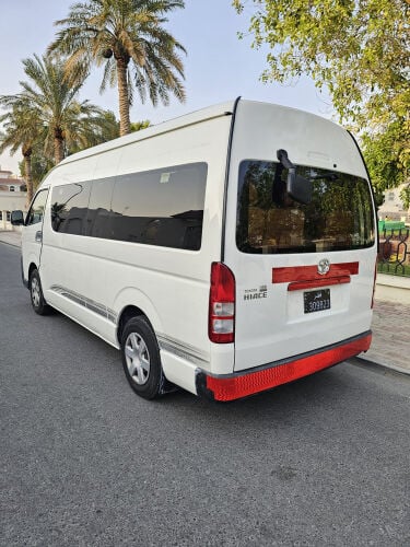 Hiace seat 2017
