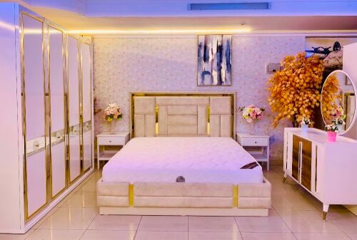 HOME CENTER KING BEDROOM SET