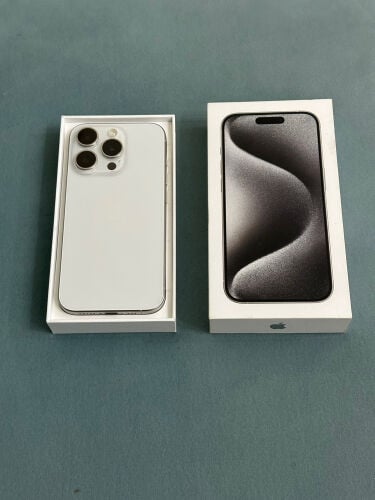 iPhone 15pro 256GB