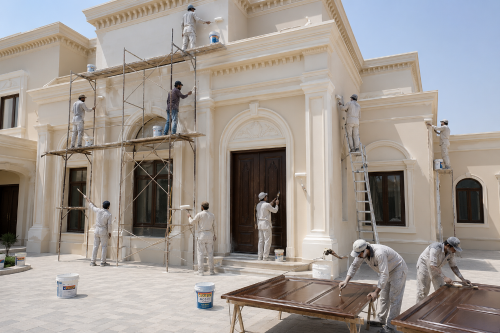 متخصصون في أعمال الصبغ خارجي