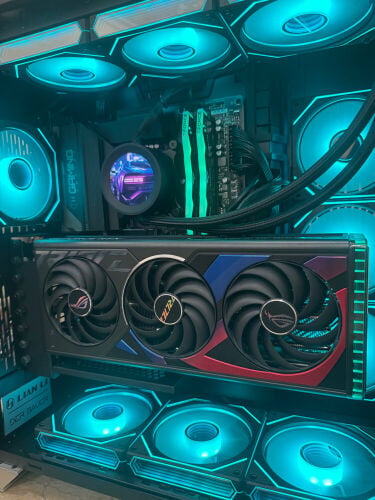4070 TI 12GB ,I7-13700K,32GB DDR5 
