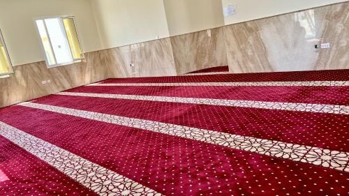 إذا كنت تقصد سجاد أرضية المسجد لل