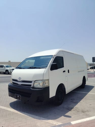 Toyota hiace 2013 higroof