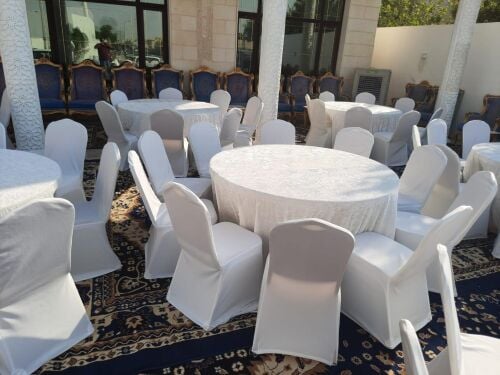 السراج طاولات دائرية ومستطيلة