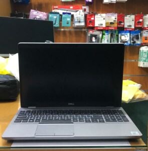DELL PRECISION 3551 : i7- 4GB GPU