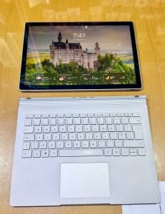 MICROSOFT SURFACE 2-IN-1