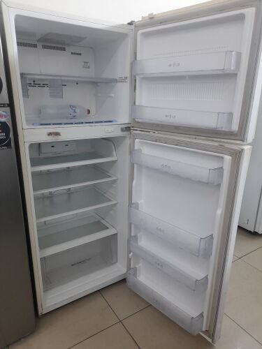 LG Refrigerator for sale