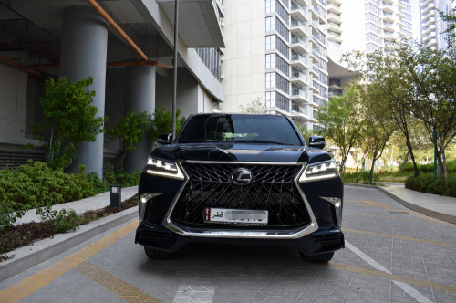 Lexus LX570S low mileage
