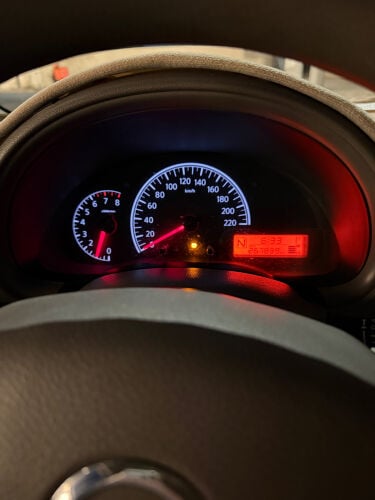 Nissan sunny 2017