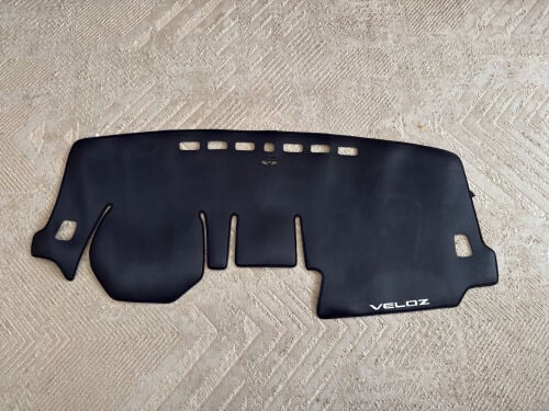 toyota veloz dashboard cover