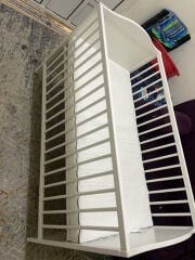 baby crib