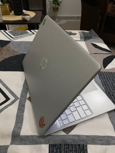 hp corei5 12gen