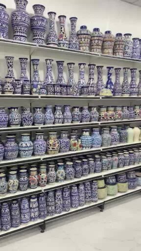 Blue pottery oriel kitchen