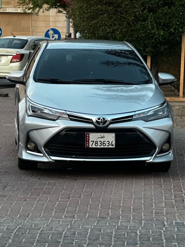 Toyota Corolla x.   2.0: