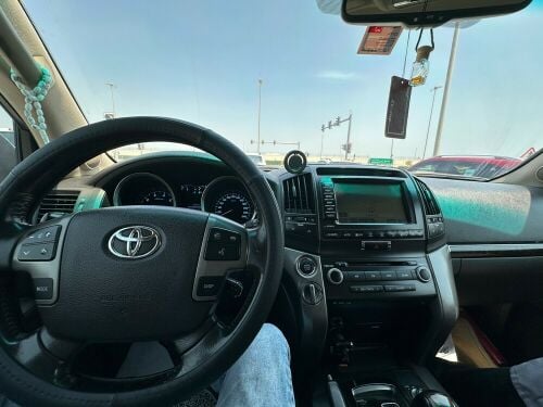Perfect family used land cruiser 