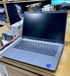 DELL LATITUDE : i7 13TH GENERATION
