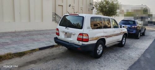 For sale: 2004 Land Cruiser, clean