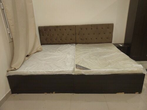 2 single big beds with matress