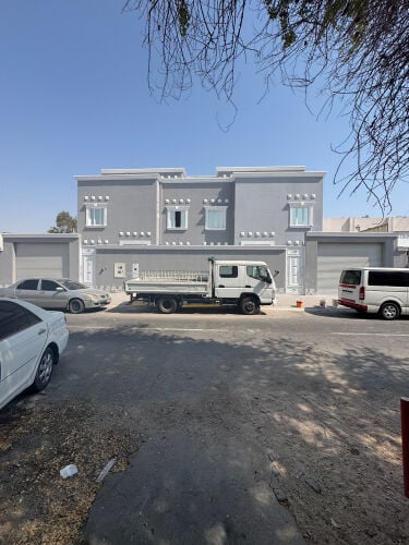 للبيع فلتين  معيذر سكن او استثمار