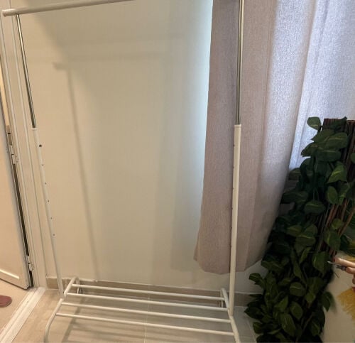 clothes hanger 