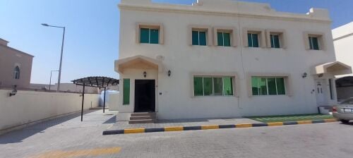 compound villa Al Kharaitiyat